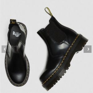 Doc Martens Chelsea Platform Boot